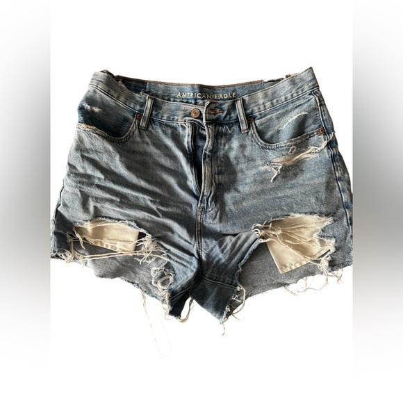 American Eagle Outfitters Pants - AE Highest rise 90s boyfriend short